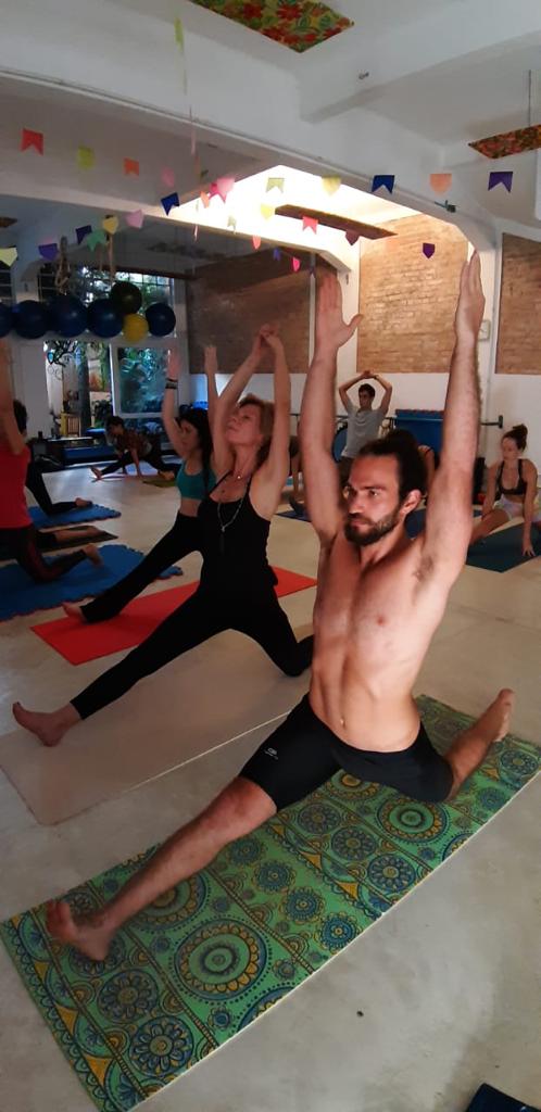 Zé Yoga Formação de Professores.jpeg